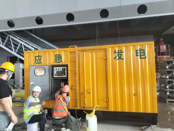 顺昌怎样判断空气滤清器是否需要更换？